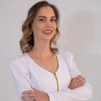 Carla Alves de Queiroz Ferreira